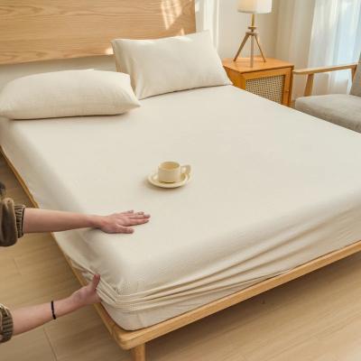 Regal Thread Queen Fitted Sheet – Elegant Cotton Check Design