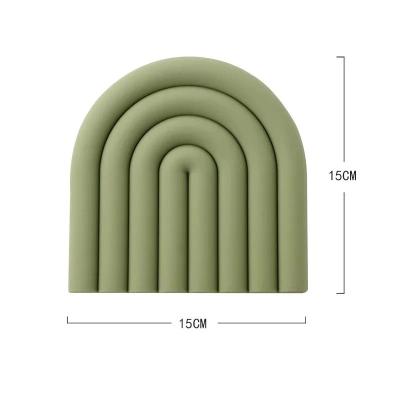 Rainbow Silicone Table Mat  Heat Resistant Coaster and Pot Holder Green 15cm